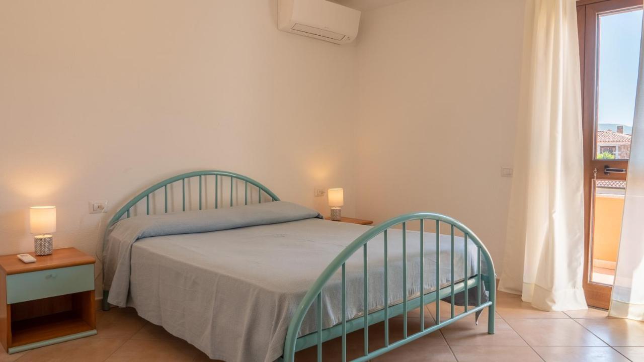 Casa Vacanza La Suaredda Сан-Теодоро Экстерьер фото