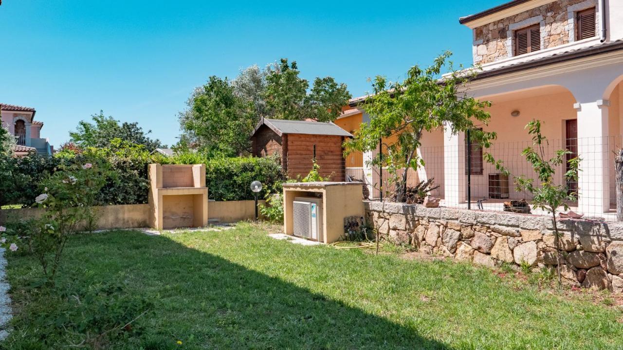 Casa Vacanza La Suaredda Сан-Теодоро Экстерьер фото