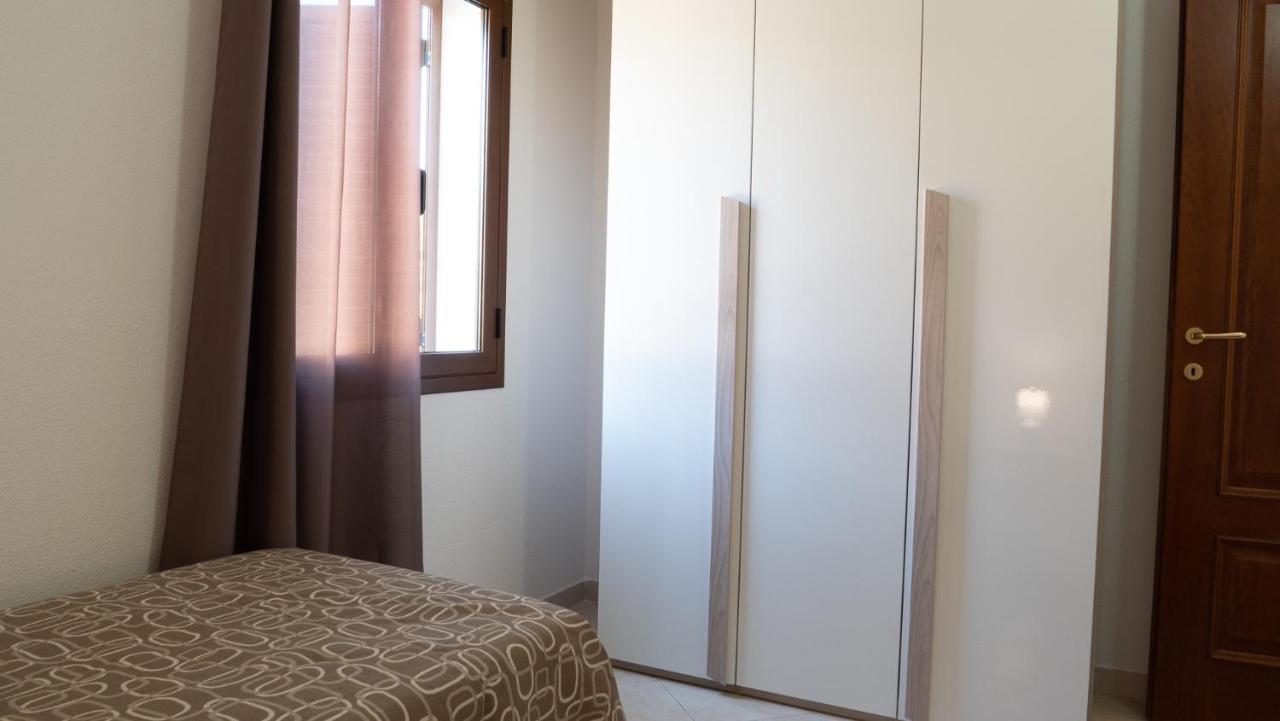 Casa Vacanza La Suaredda Сан-Теодоро Экстерьер фото