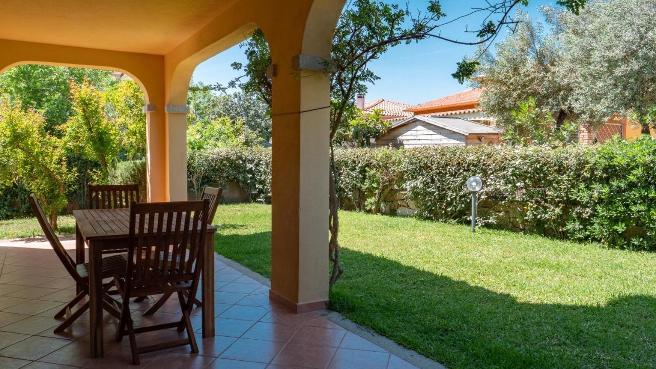 Casa Vacanza La Suaredda Сан-Теодоро Экстерьер фото