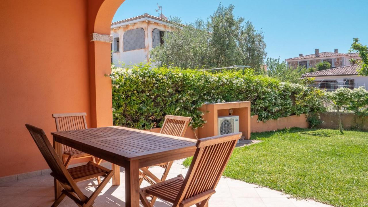 Casa Vacanza La Suaredda Сан-Теодоро Экстерьер фото