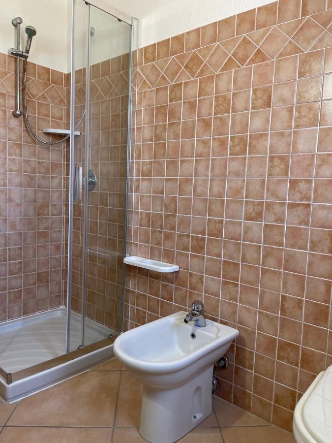 Casa Vacanza La Suaredda Сан-Теодоро Экстерьер фото